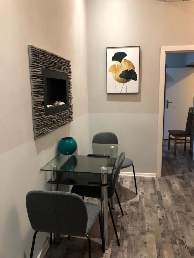Cozy Homestay At Prague Main Station מראה חיצוני תמונה