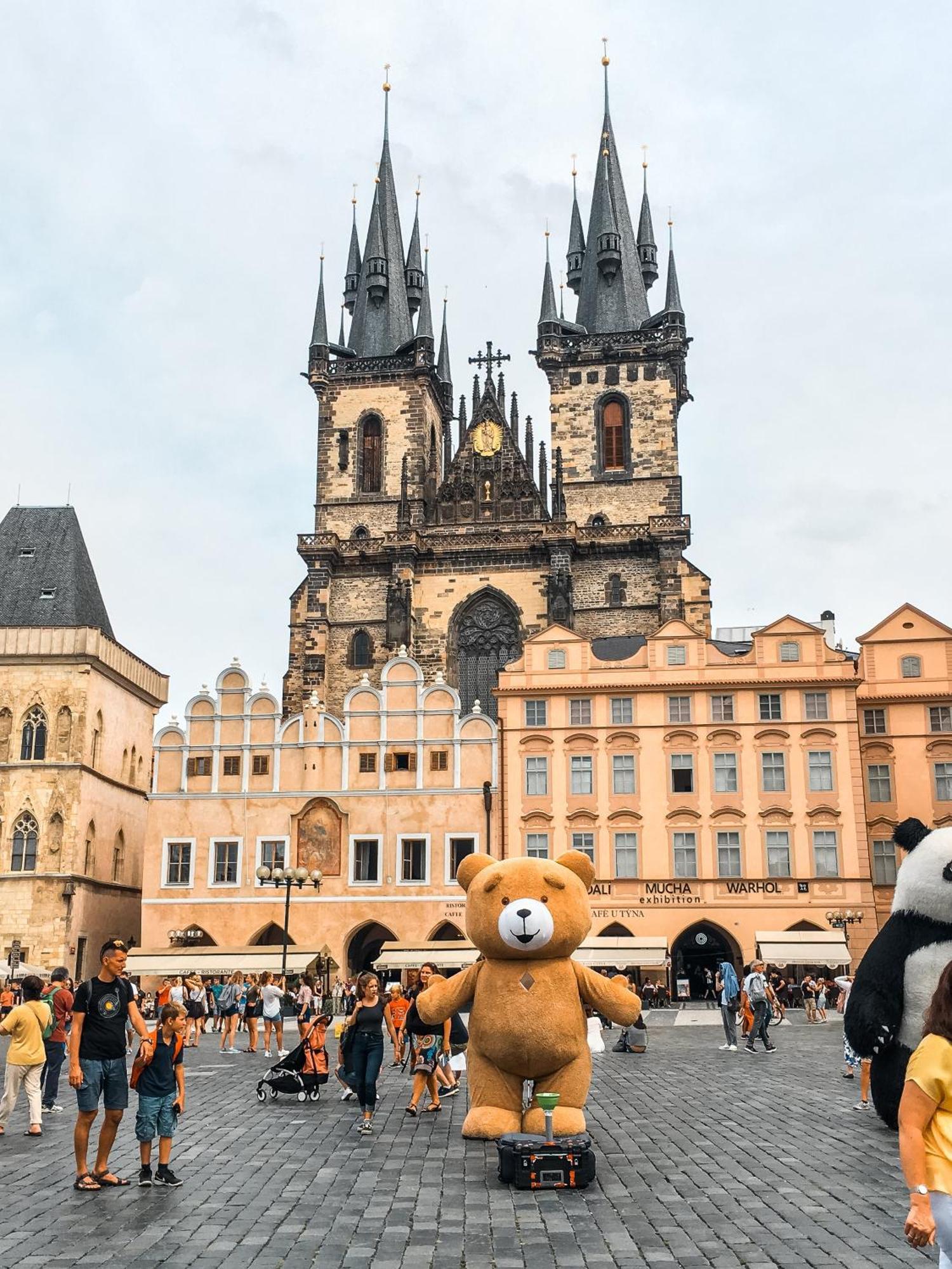 Cozy Homestay At Prague Main Station מראה חיצוני תמונה